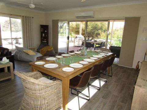 Royston Retreat - Accommodation Cooktown 3