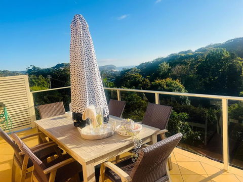 Rubi House - Accommodation Cooktown 0