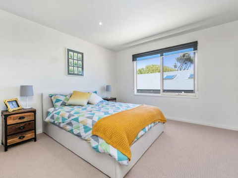 RYE/BLAIRGOWRIE FAMILY ENTERTAINER.. - Accommodation Cooktown 1