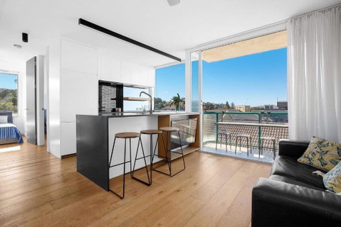 S16S - Bondi Vistas - Accommodation Cooktown 1