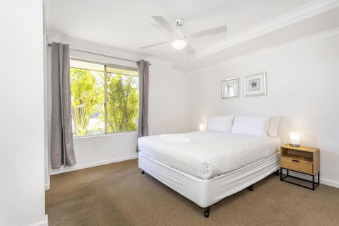 Safari Family Stay - EXECUTIVE ESCAPES - Accommodation Cooktown 3