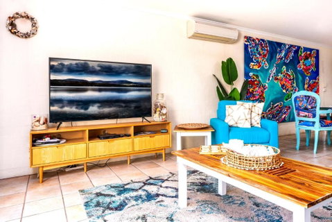 Sails 5 - Accommodation Cooktown 3