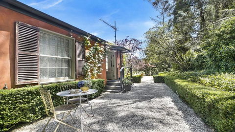 Saint Eloi Le Jardin - Accommodation Cooktown 2