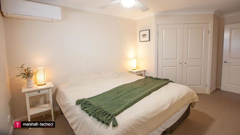 Salt Water Villa Bermagui Four Bedroom Central Location With Wifi - Accommodation Cooktown 2