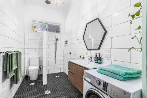 Saltbush Cottage In Fabulous South Fremantle - Accommodation Cooktown 3
