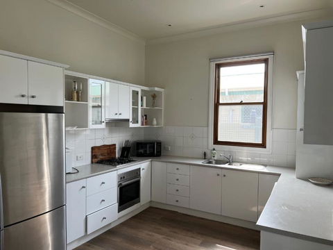 Saltwater Bungalow - WiFi - Accommodation Cooktown 2