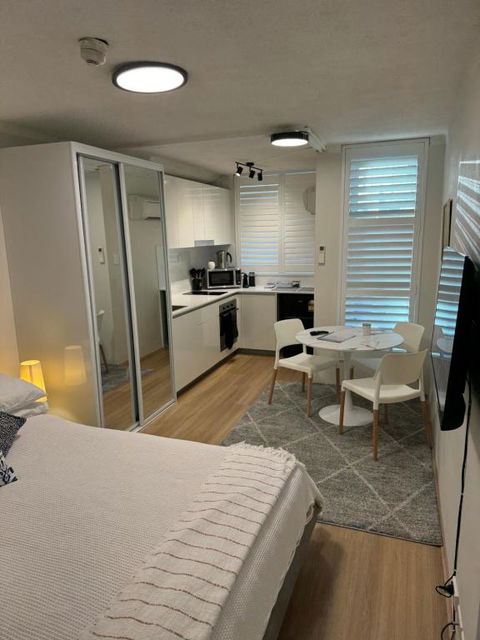 Sam The Central Studio - Accommodation Cooktown 0