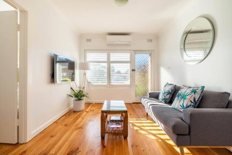 Sams Henley Beach Garden Unit - Accommodation Cooktown 0