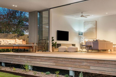 Sanctuary On Browning - Accommodation Cooktown 2