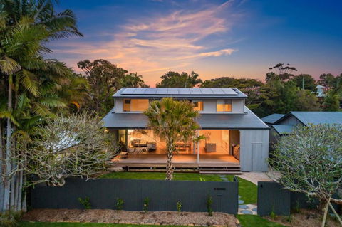 Sanctuary On Browning - Accommodation Cooktown 0