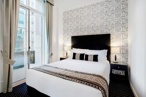 Rothbury Hotel - Accommodation Cooktown 1