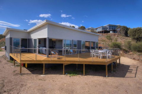Sandbar Beach House - Accommodation Cooktown 1
