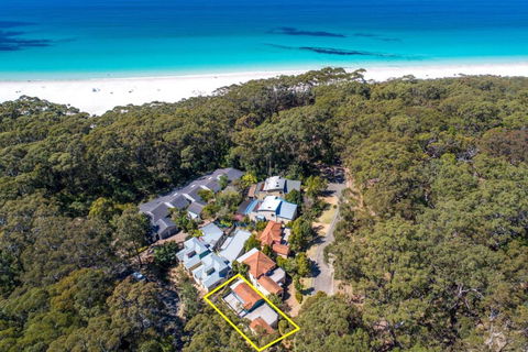 Sandpiper, Hyams Beach - Accommodation Cooktown 1