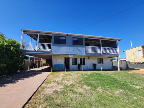 Sands Beach House - Accommodation Cooktown 1