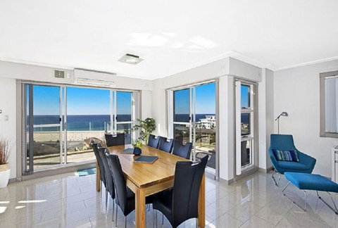 Sandy Cove Apartment The Entrance 31 - Accommodation Cooktown 0