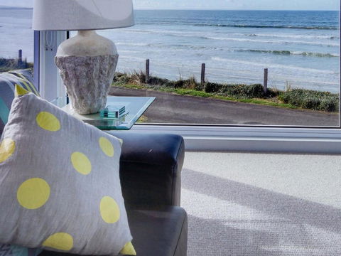 Sandy Cove - Accommodation Cooktown 1