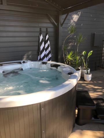 The Arabella North Coast - Accommodation Cooktown 1