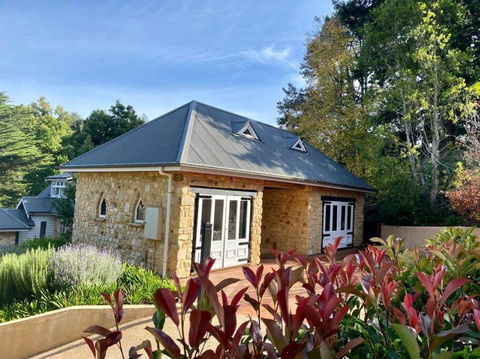 The Coach House - Accommodation Cooktown 0