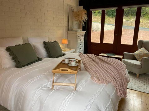 The Coach House - Accommodation Cooktown 3