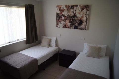 Beachside Motor Inn - Accommodation Cooktown 3