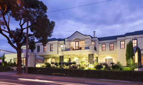 Beau Monde International - Accommodation Cooktown 0