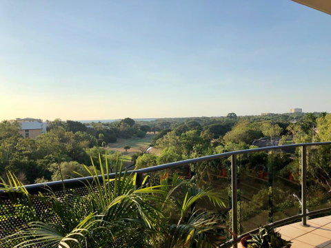 Beautiful Spacious City Apartment With Views Out To The Arafura Sea - Accommodation Cooktown 2