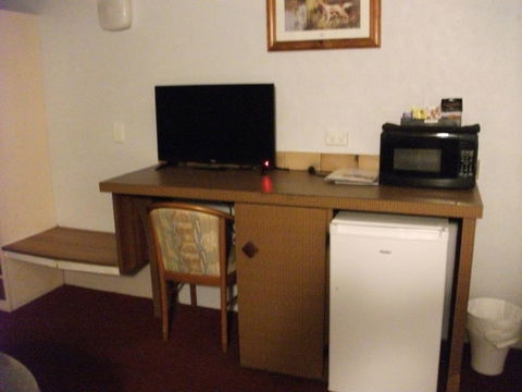Beerwah Glasshouse Motel - Accommodation Cooktown 2