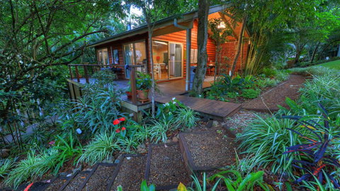 Belle's At Montville - Accommodation Cooktown 0