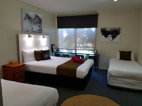 Bidgee Motor Inn - Accommodation Cooktown 2