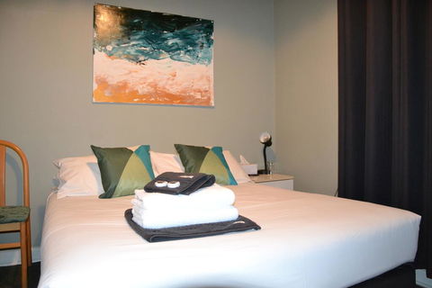 Black Diamond Lodge - Accommodation Cooktown 3