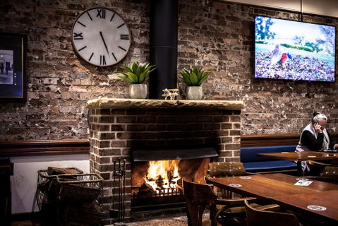 Blue Gum Hotel - Accommodation Cooktown 1