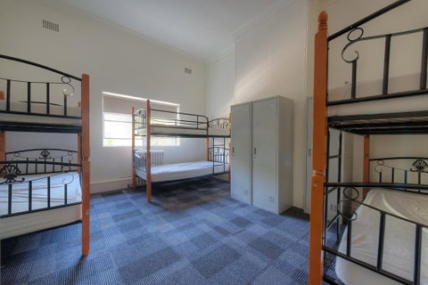 Blue Mountains Backpacker Hostel - Accommodation Cooktown 2