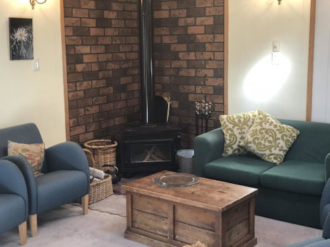 Blue Range Cottage - Accommodation Cooktown 3
