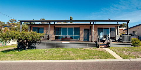 Blue Wren Beach House - Accommodation Cooktown 1