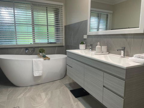 The Old Rose Farm House - Accommodation Cooktown 0