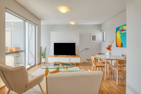 The Nordic Nook - A Relaxed Redcliffe Stay - Accommodation Cooktown 0