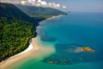 Thornton Beach Bungalows Daintree with Accommodation Cooktown