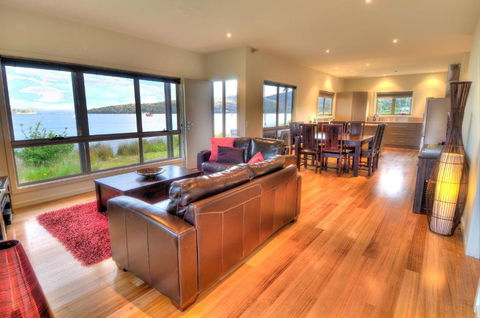 Tides Reach - Accommodation Cooktown 0
