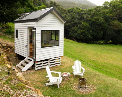 Tiny Nest - Accommodation Cooktown 1