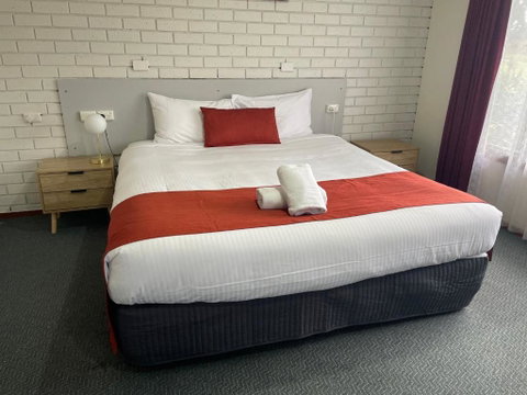 Warragul Views Motor Inn - Accommodation Cooktown 0