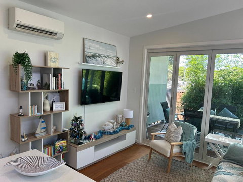 Woonona Family Beach Villa 2 Bedroom Brand New - Accommodation Cooktown 3