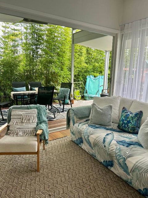 Woonona Family Beach Villa 2 Bedroom Brand New - Accommodation Cooktown 1