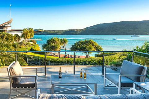 Yacht Club Villa 6 On Hamilton Island - Oceanviews, 2 X Buggies & Valet Service - Accommodation Cooktown 2