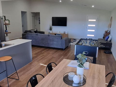 Wellington Marina70 - Accommodation Cooktown 3