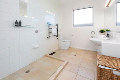 Woodland Estate - Accommodation Cooktown 3