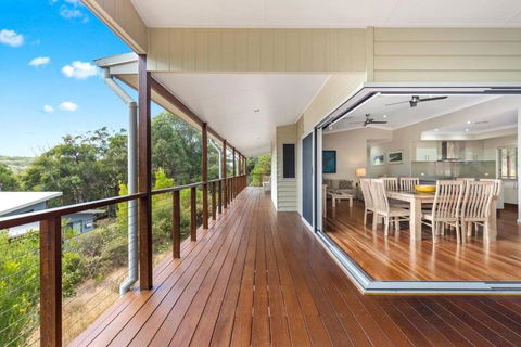 AVALON 5 STAR LUX 4 Bedroom Home Kingfisher Bay Fraser Island 8 GUEST - Accommodation Cooktown 0