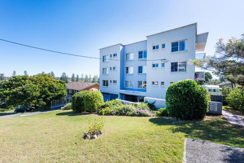 Yamba Towers 1 - LJHooker Yamba - Accommodation Cooktown 2