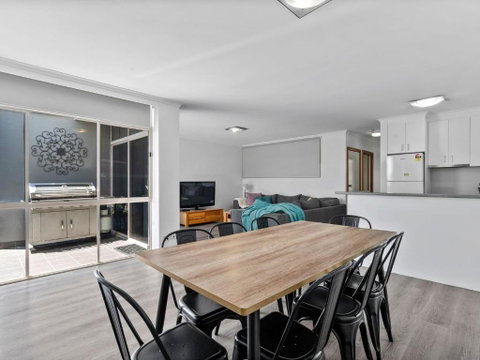 Yarrawonga Lakeside Apartment 44 - Accommodation Cooktown 3