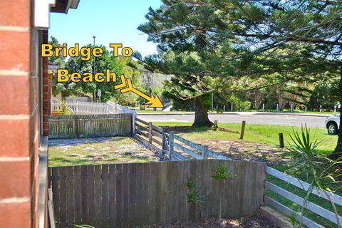 Yia Yias Place - Bring Your Own Linen. - Accommodation Cooktown 1