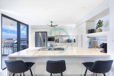 ZEN AT ARKABA 3BR Luxury Waterfront Apt Pool + BBQ - Accommodation Cooktown 2